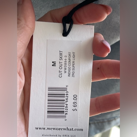 NWT WeWoreWhat Light Blue Denim Cut Out Mini Skirt with Silver Buckle - Picture 9 of 11